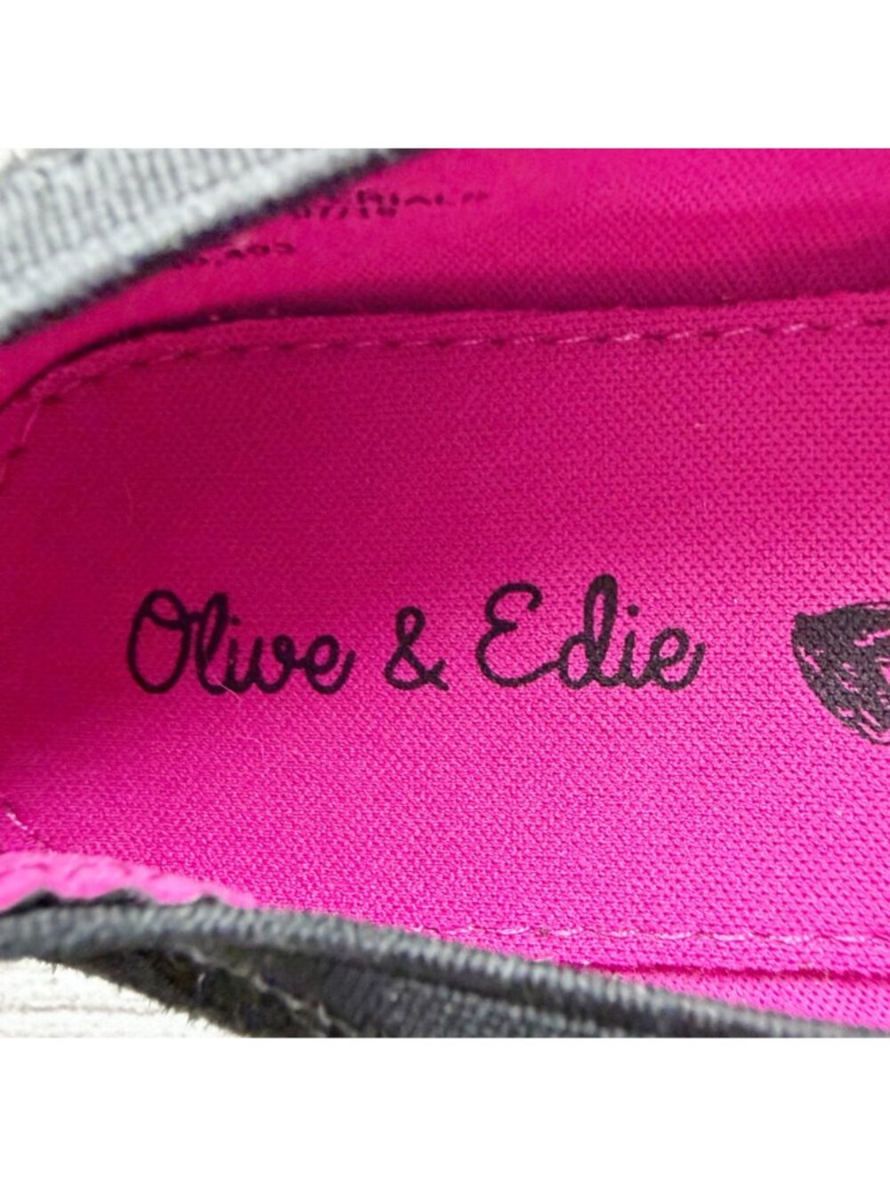 Olive & Edie Girls Black Ballet Flats Bow Accent Slip On Shoes US 13 - Picture 5 of 5